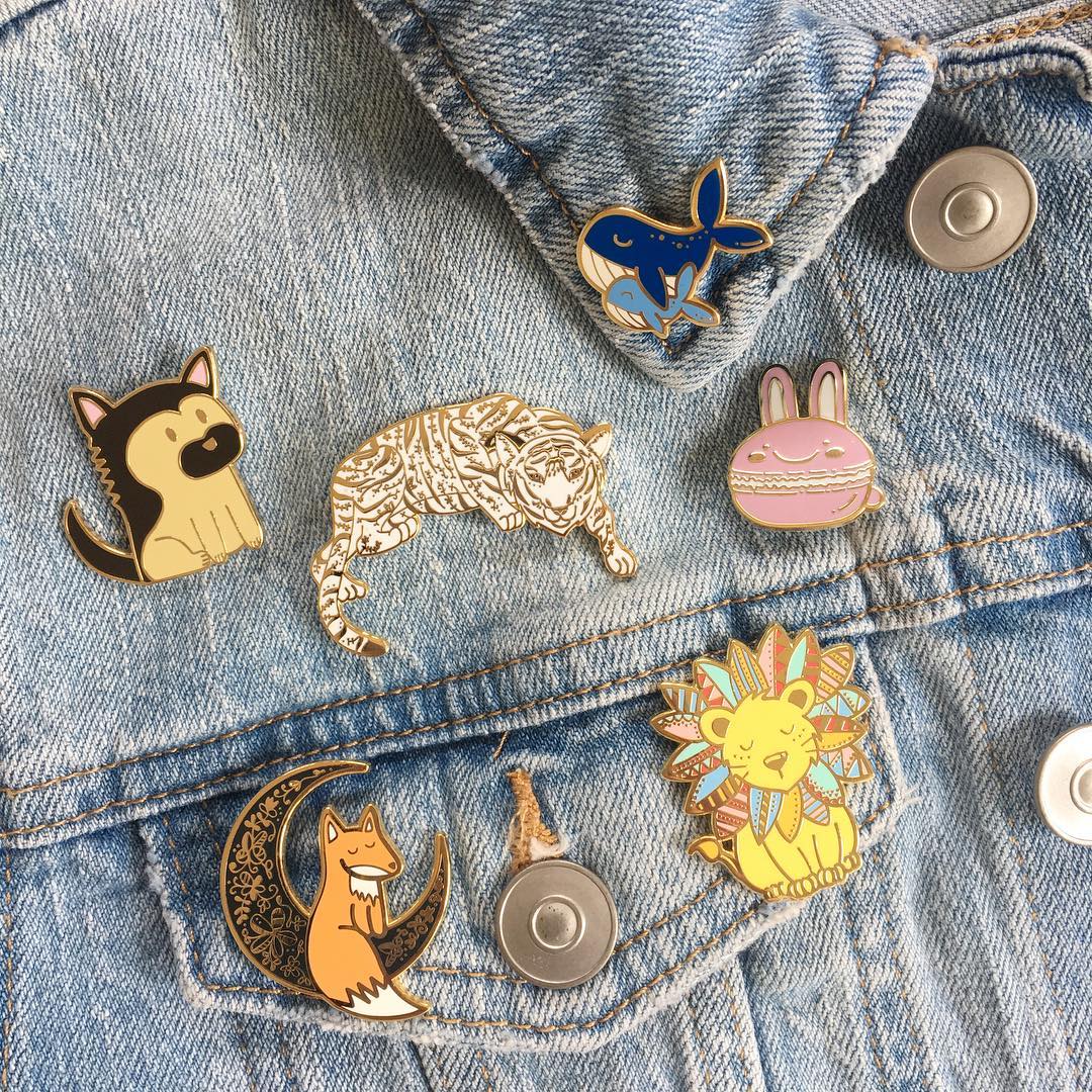Milomoomii – Dinos, animal-inspired pins, illustrations and cute stuff!